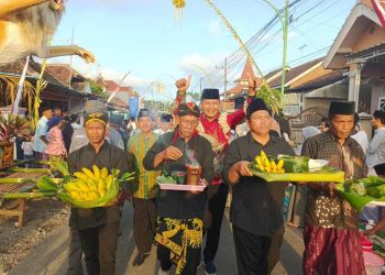 Tradisi Unik Nguri Nguri Buyut Singoniti di Singolatren: Menghormati Leluhur dan Membangun Persatuan