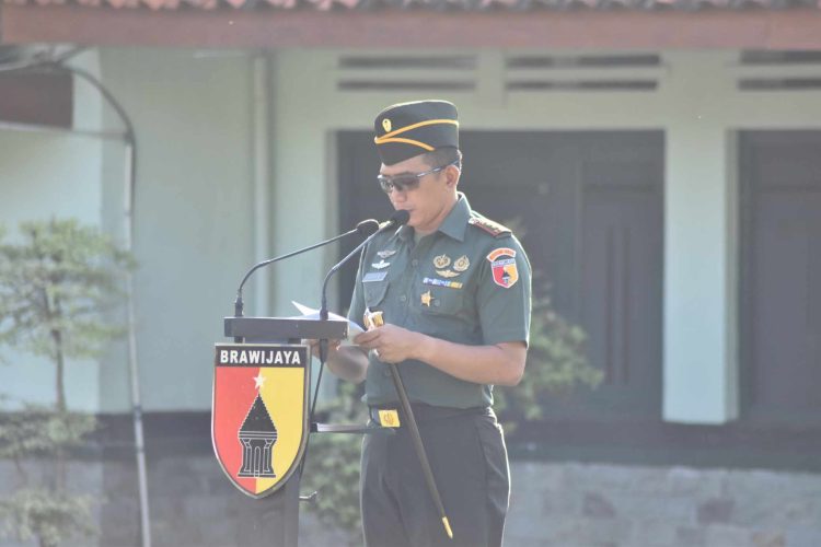 Dandim 0825 Banyuwangi Pimpin Upacara Bendera di Makodim