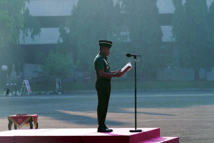 Upacara Bendera 17 Juli 2024: Panglima TNI Peringatkan Ancaman Siber dan Judi Online