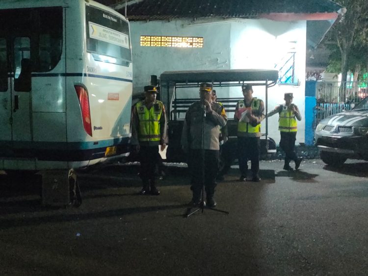 Memasuki malam kedua Sah-Sahan Warga PSHT 2024 Polresta Banyuwangi Lakukan Apel Gelar Pengamanan