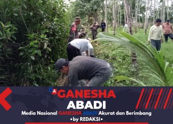 Karya Bakti Babinsa dan Warga Desa Maringgit Bersihkan Sampah di Aliran Sungai