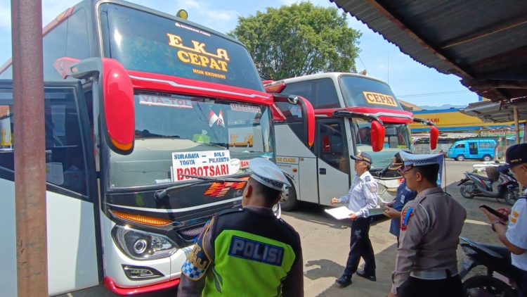 Satlantas Polres Purbalingga Gelar Pemeriksaan Jalan Bus Angkutan Umum