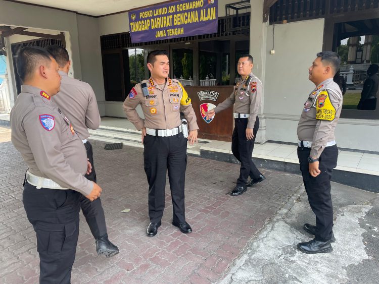 Polda Jateng Siapkan Rekayasa Lalu Lintas; Amankan Penyambutan Purna Tugas Mantan Presiden ke 7 Ir. Jokowi