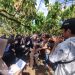 Study Lapangan Edukatif bagi SMPN 1 Glagah di Dusun Kakao dan Pabrik Cokelat 