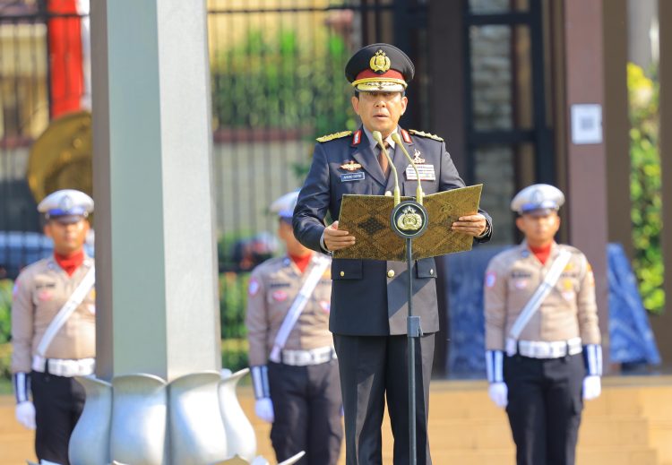 Mabes Polri Gelar Upacara Sumpah Pemuda : Indeks Pembangunan Pemuda Harus Ditingkatkan