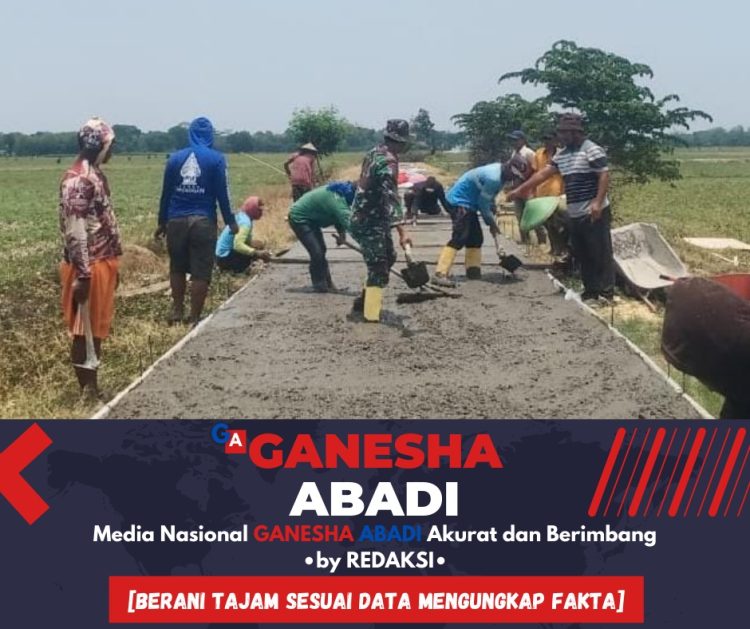 TNI dan Warga Harjowinangun Bergotong Royong Cor Jalan Usaha Tani