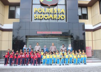 Satlantas Polresta Sidoarjo Edukasi Tertib Lalu Lintas Sejak Dini