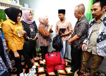 Kunjungi Rumah Duka Siswi Korban Pembunuhan di Banyuwangi, Menteri PPPA: Pastikan Negara Hadir