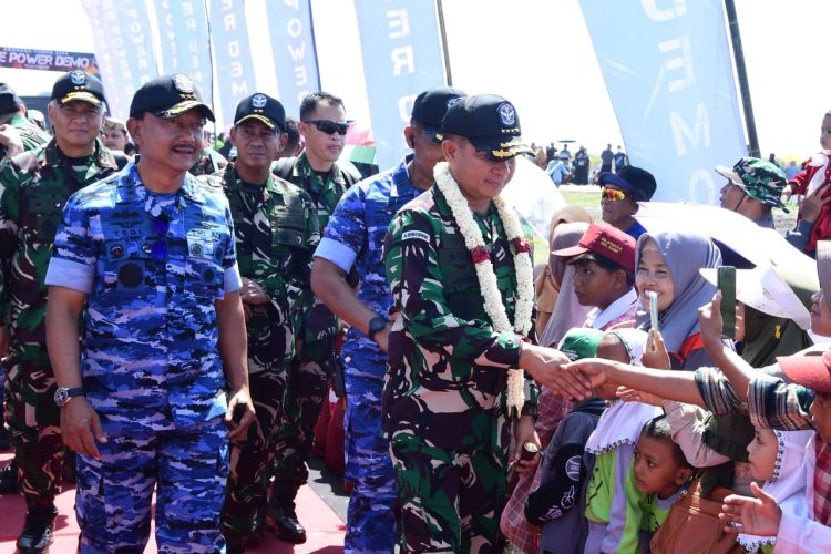 Latihan Angkasa Yudha 2024: Panglima TNI Hadiri Fire Power Demo di Pandanwangi