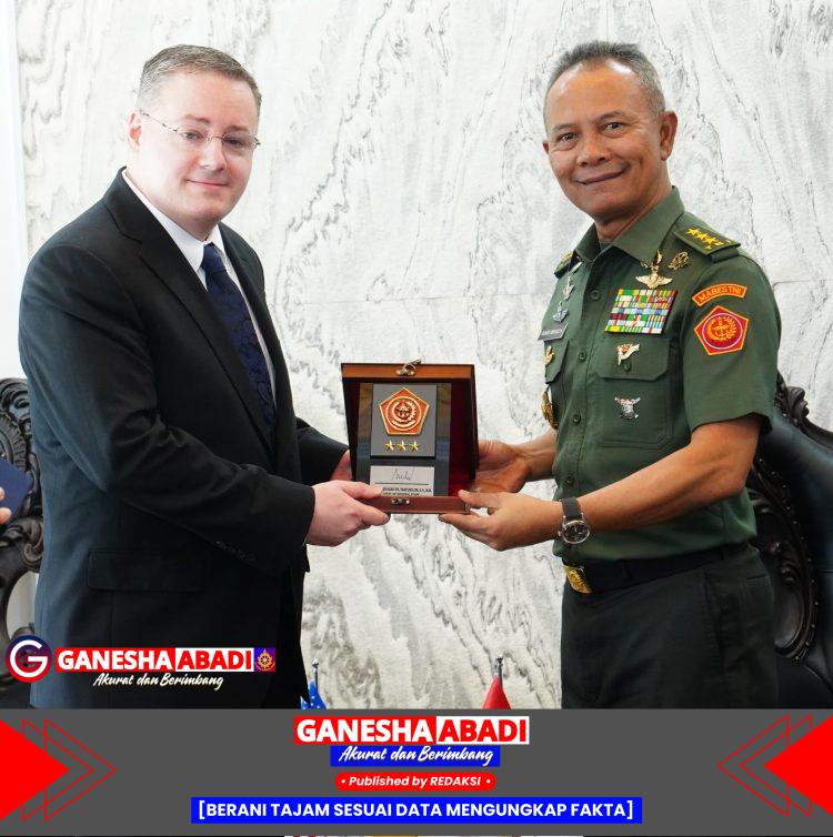Tingkatkan Keamanan Kawasan, Kasum TNI Terima Deputi Pertahanan AS