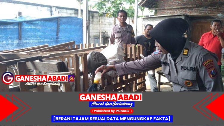 Kanit Binmas Polsek Gedangan dan Bhabinkamtibmas Desa Ganting Tinjau Lahan Ketahanan Pangan Peternakan Kambing