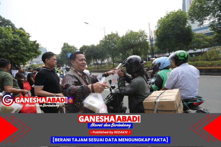 Ditjenpas Gelar Jumat Berkah, Bagikan 500 Paket Makan Siang ke Warga Sekitar