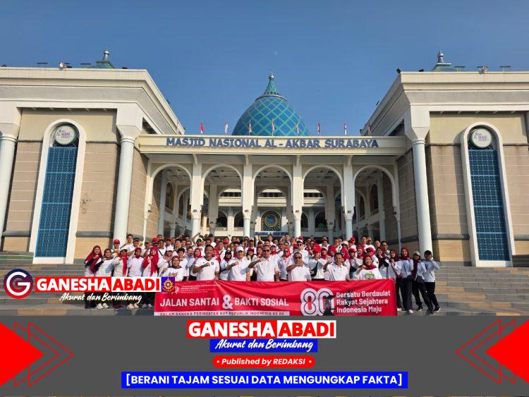 Kakanwil Jatim Pimpin Jalan Sehat dan Bakti Sosial Sambut HUT RI ke-80
