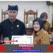 Ketua DPRD dan Ketua BK DPRD Banyuwangi Terima Penghargaan DHC BPK 45