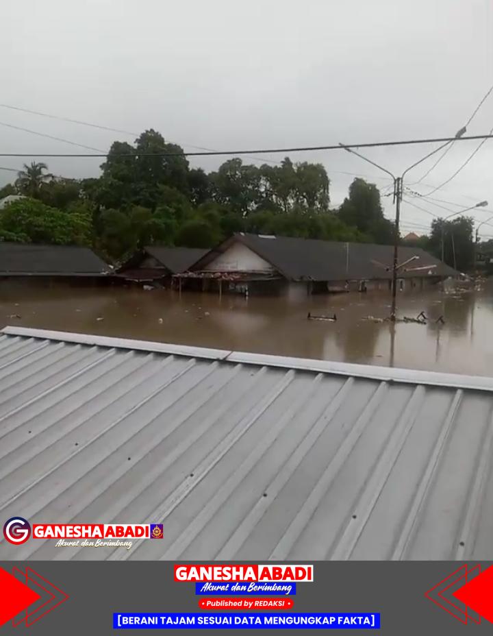 Banjir Parah Landa Pasar Pengosari Kerobokan, Aktivitas Warga Lumpuh Total
