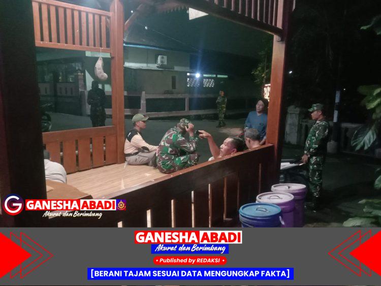 Babinsa Sambi Bersama Linmas Gelar Patroli Perkuat Keamanan Wilayah