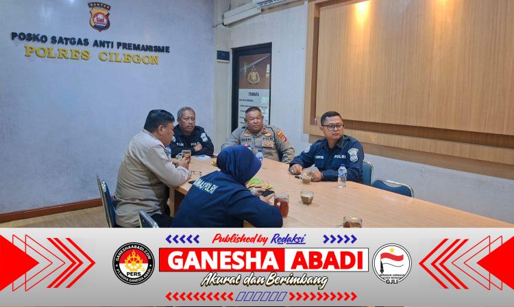Polres Cilegon Polda Banten ikuti kegiatan Dialog Publik bersama Divisi Humas Polri melalui Zoom Meeting.