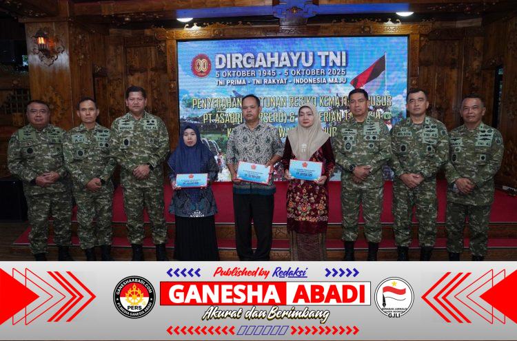 Panglima TNI Serahkan Santunan kepada Keluarga Prajurit Gugur Saat Rangkaian HUT ke-80 TNI