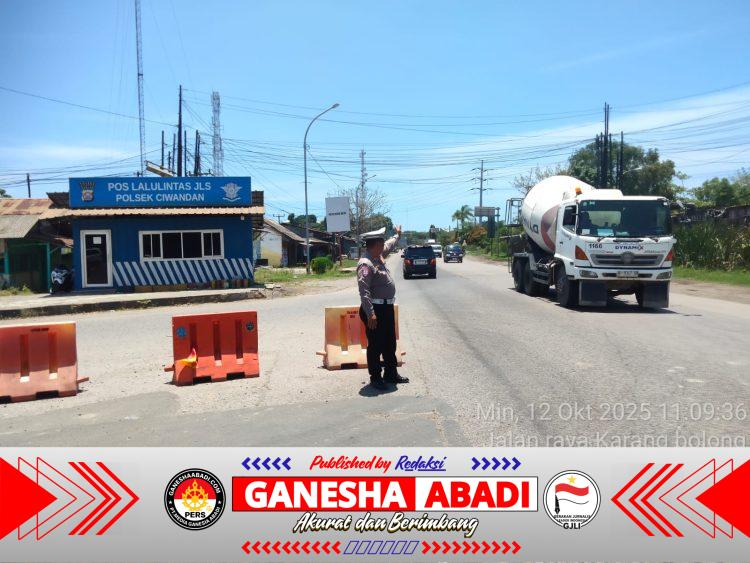 Polsek Ciwandan Polres Cilegon Laksanakan Monitoring Jalur Wisata di Simpang JLS Ciwandan