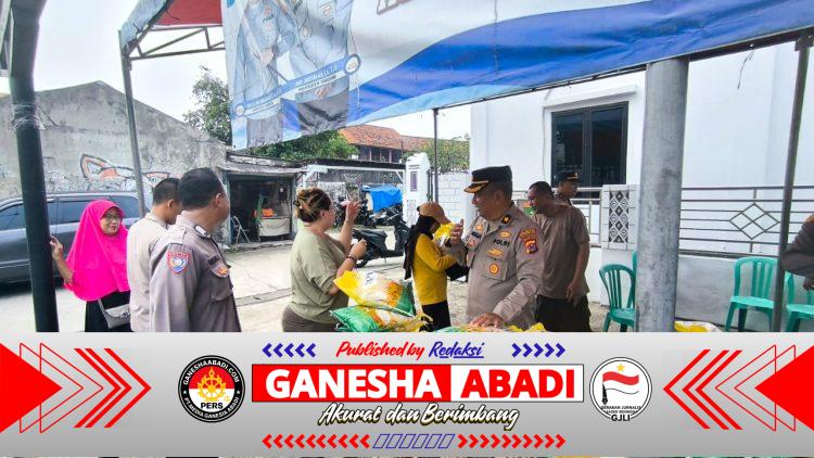 Kapolsek Cikupa Hadiri Gerakan Pangan Murah, Polsek Cikupa Bantu Warga Dapatkan Sembako Terjangkau
