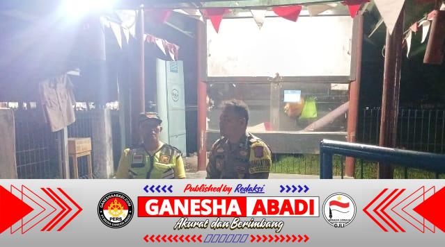 Bhabinkamtibmas Aiptu Daryo Monitoring Pos Ronda dan Sampaikan Pesan Kamtibmas di Lingkungan Galiran