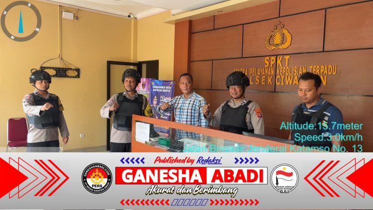 Sispam Mako Personil Polsek Ciwandan Dalam Menjaga Keamanan Kantor Polsek Ciwandan.