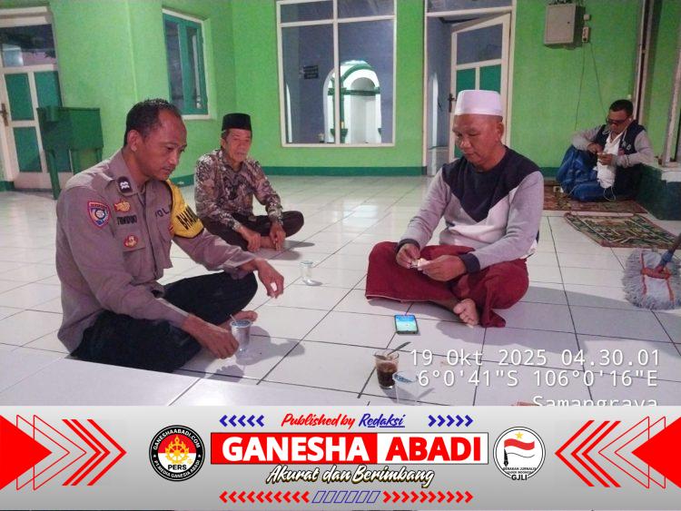 Dalam Pembinaan Rohani, Bhabinkamtibmas Polsek Ciwandan Sholat Subuh Berjama’ah.