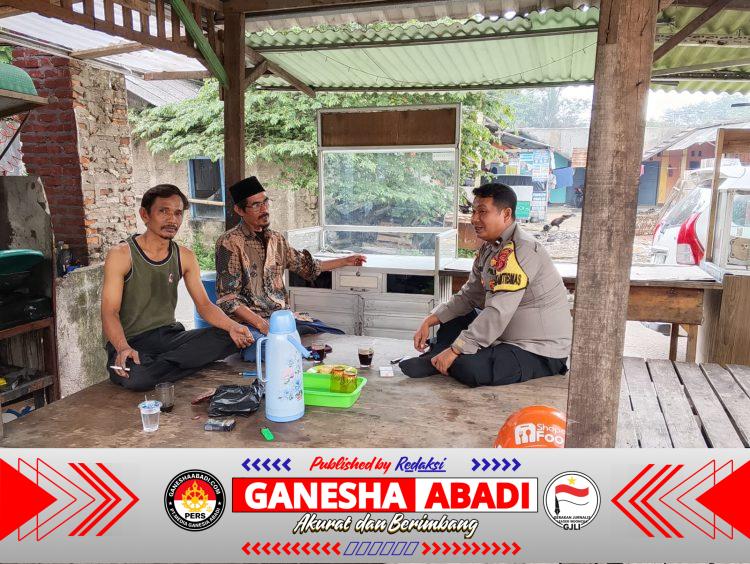 Bhabinkamtibmas Desa Bitung Jaya Laksanakan Sambang dan Sampaikan Imbauan Harkamtibmas