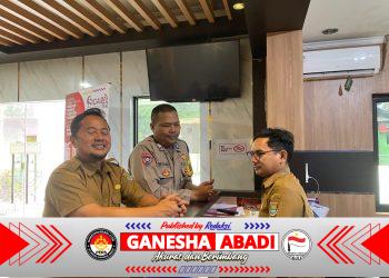 Bhabinkamtibmas Desa Bojong Polsek Cikupa Lakukan Sambang ke Kantor Desa, Ajak Jaga Kamtibmas