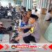 Usai Shalat Berjamaah, Personel Polsek Ciwandan Tegur Sapa Warga untuk Pererat Silaturahmi