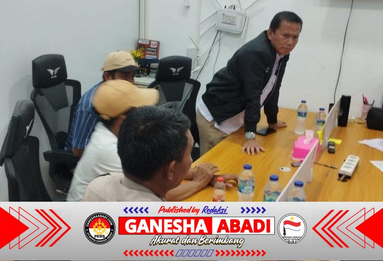 Bhabinkamtibmas Kelurahan Sukamulya Aipda Ilyas Laksanakan Sambang dan Sampaikan Pesan Kamtibmas