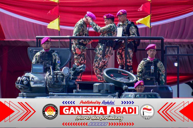 Panglima TNI Dikukuhkan sebagai Warga Kehormatan Pasukan Pendarat Korps Marinir