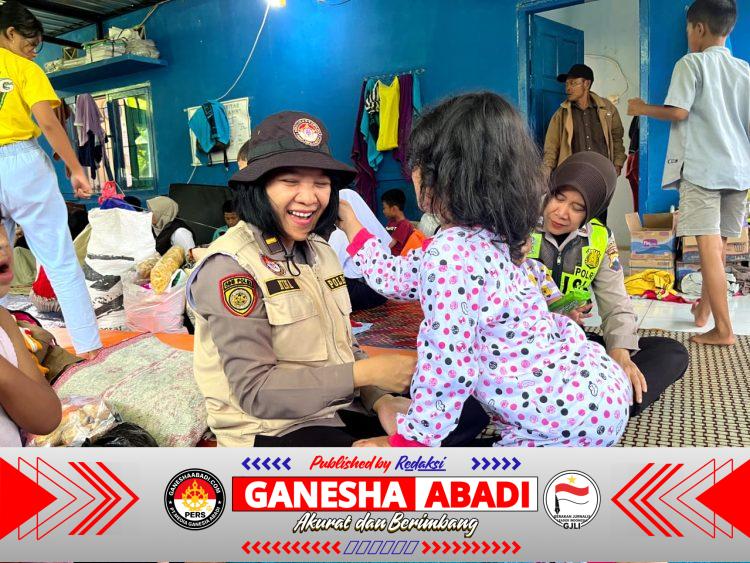 Tim Trauma Healing Pulihkan Tawa Anak-Anak di Pengungsian di Cilacap dan Banjarnegara