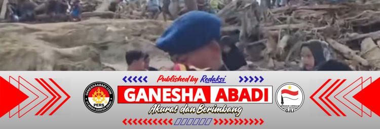 Aksi Heroik Brimob Gendong Bayi Seberangi Jembatan Nyaris Roboh di Tapanuli Selatan