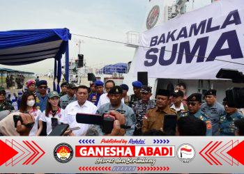 Bakamla RI Berangkatkan 70 Ton Bantuan Kemanusiaan untuk Sumatra, KN Pulau Nipah-321 Tinggalkan Batam