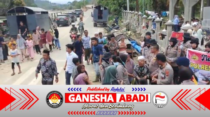 POLRES ACEH TENGGARA GELAR TRAUMA HEALING BAGI ANAK-ANAK TERDAMPAK BANJIR DI DESA SIMPUR