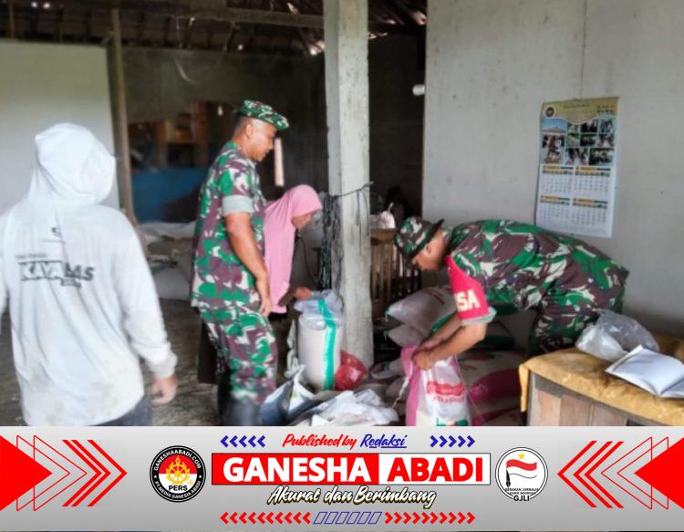 Babinsa Lakukan Pengecekan Ketersediaan Beras di Penggilingan Padi