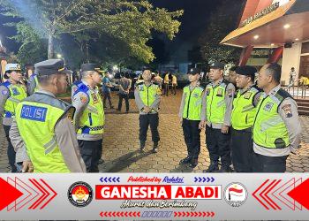 Kapolres Purbalingga Cek Personel Ops Lilin Candi 2025 di Pos Pelayanan Gereja
