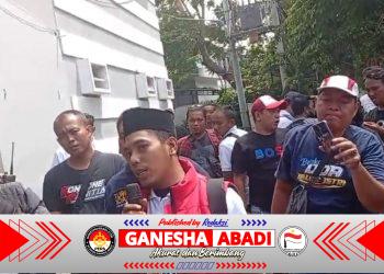 Puluhan Wartawan Geruduk Kantor Satpol PP Surabaya, Protes Video Tuduhan Pencurian Kabel