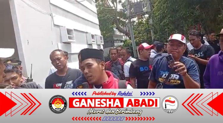 Puluhan Wartawan Geruduk Kantor Satpol PP Surabaya, Protes Video Tuduhan Pencurian Kabel