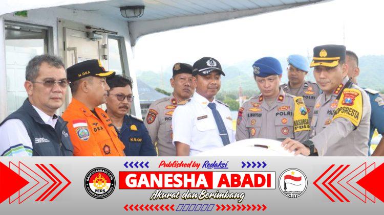 Kapolresta Banyuwangi Pimpin Ramp Check Terpadu di Pelabuhan Ketapang Jelang Operasi Lilin Semeru 2025