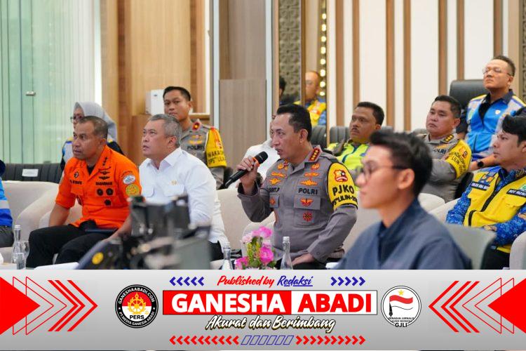 Kapolri Tinjau Jasa Marga Toll Road Command Center, Pastikan Arus Mudik Nataru 2025 Aman dan Lancar