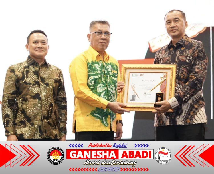 Panglima TNI Raih Pena Emas 2025, Tegaskan Pers sebagai Garda Terdepan Bela Negara di Era Digital