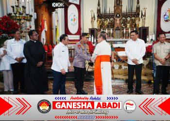 Kapolri Tinjau Pengamanan Natal di Gereja Katedral dan GPIB Immanuel Jakarta