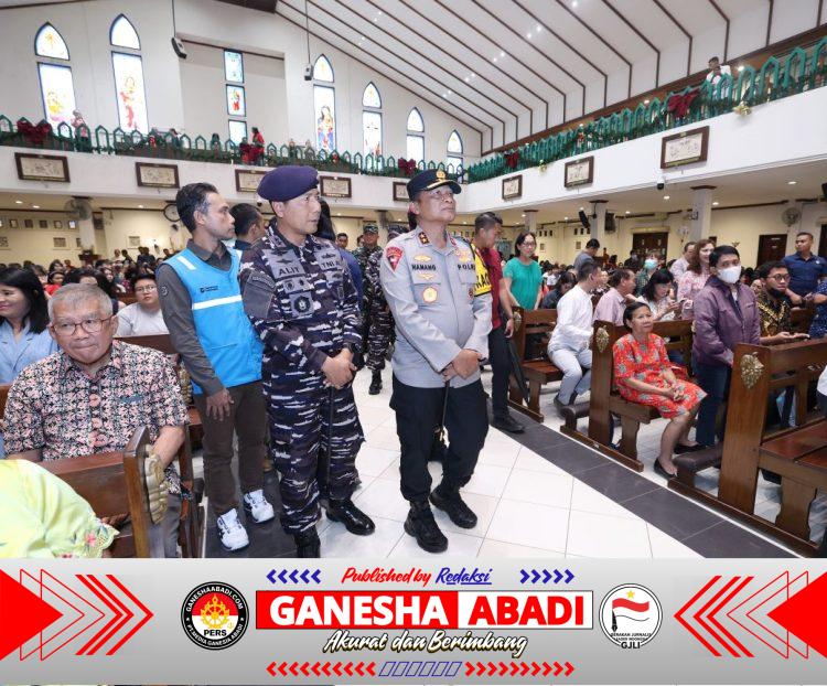 Kapolda Jatim dan Forkopimda Tinjau Gereja di Surabaya, Pastikan Pengamanan Natal 2025 Aman dan Kondusif