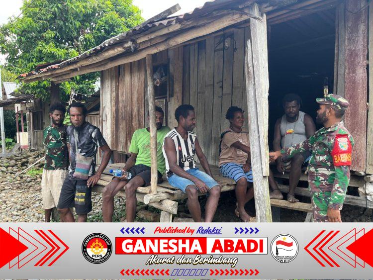 Babinsa Posramil Fawi Perkuat Kemanunggalan TNI–Rakyat Lewat Komsos di Kampung Fawi