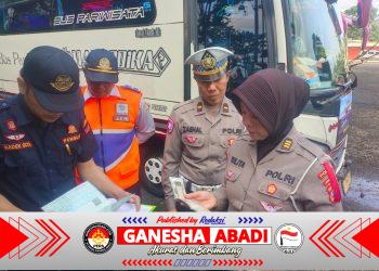 Polres Probolinggo Gelar Rampcheck Bus Pariwisata Jelang Nataru 2025–2026, Utamakan Keselamatan Penumpang