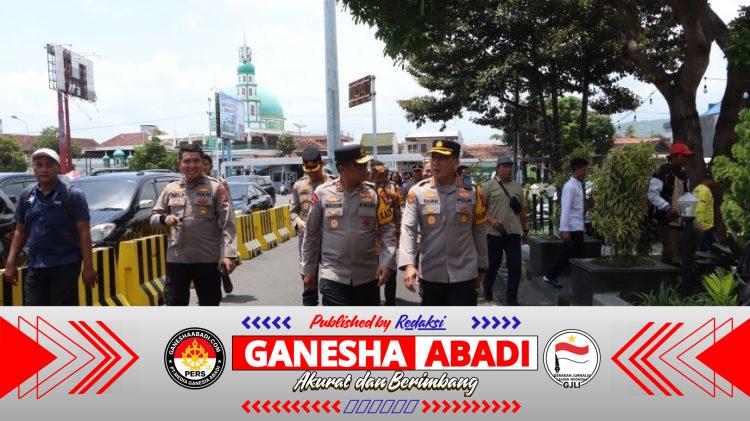 Kapolda Jatim, Gubernur Jatim, dan Pangdam V/Brawijaya Tinjau Kesiapan Pelabuhan ASDP Ketapang Hadapi Arus Nataru 2025/2026