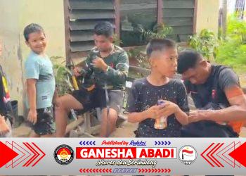 Brimob Polri Gelar Trauma Healing untuk Anak Korban Bencana di Kabupaten Agam