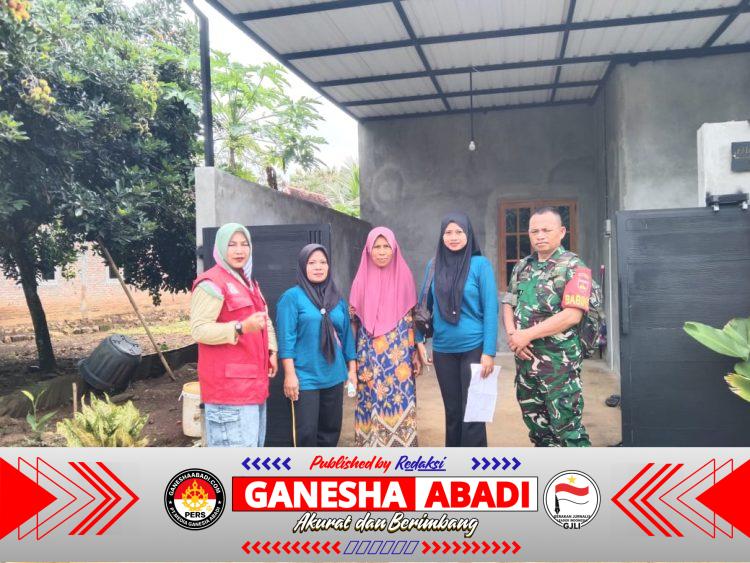 Babinsa Koramil 13/Nogosari Bersama Puskesmas Cegah DBD Lewat Pengecekan Jentik di Desa Glonggong